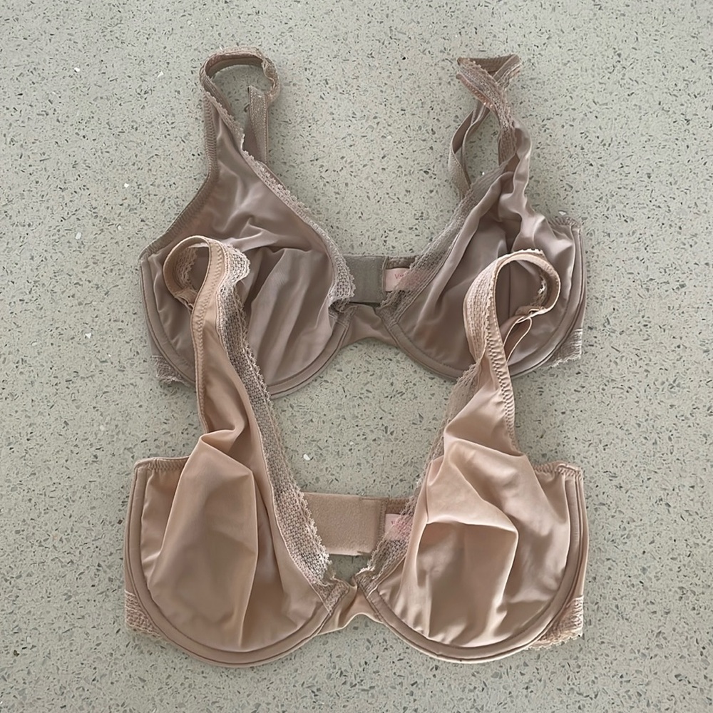 2 VS 32DD unlined Demi Plunge Bras